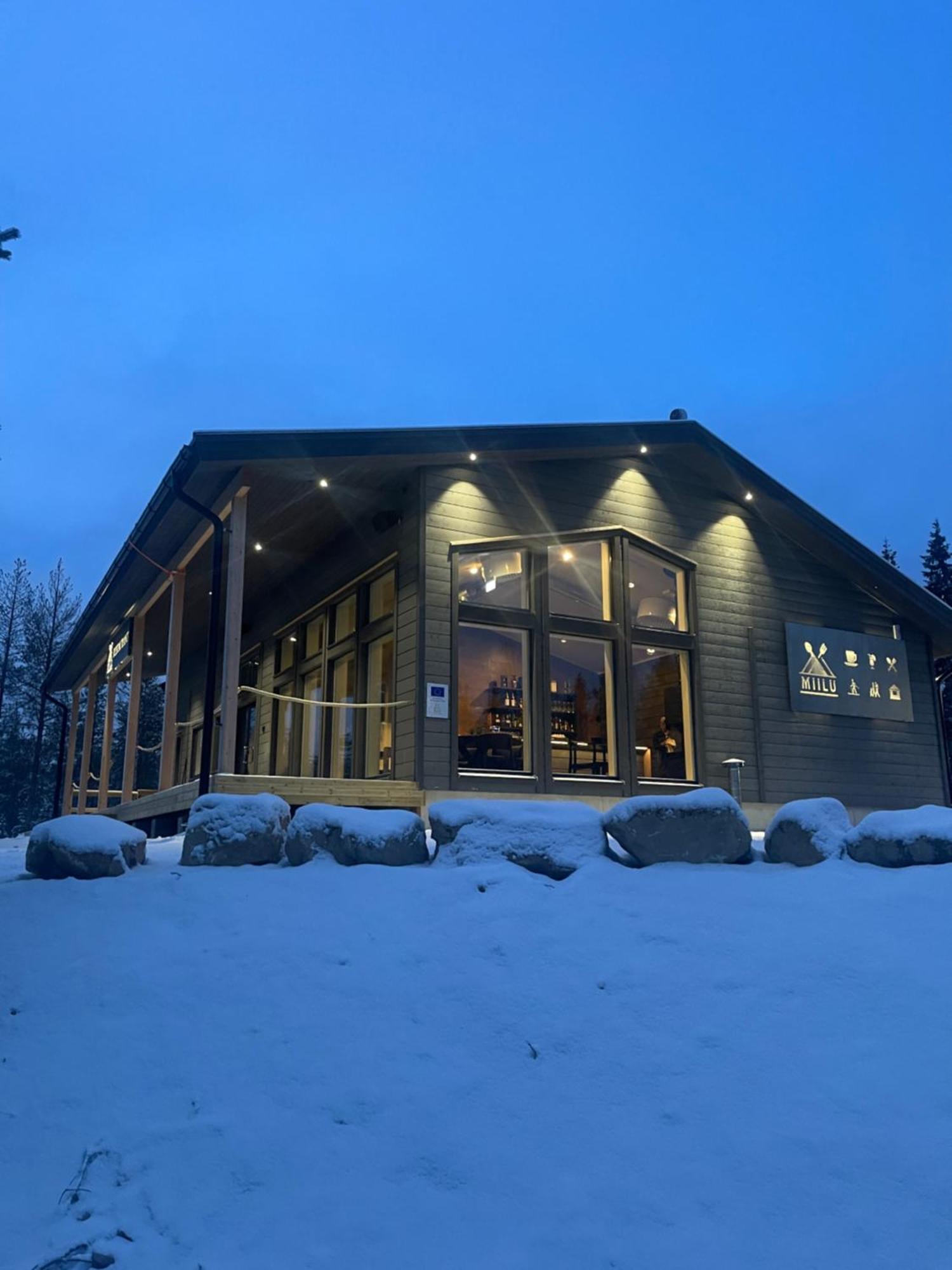 Miilu Resort Yllasjarvi Ngoại thất bức ảnh